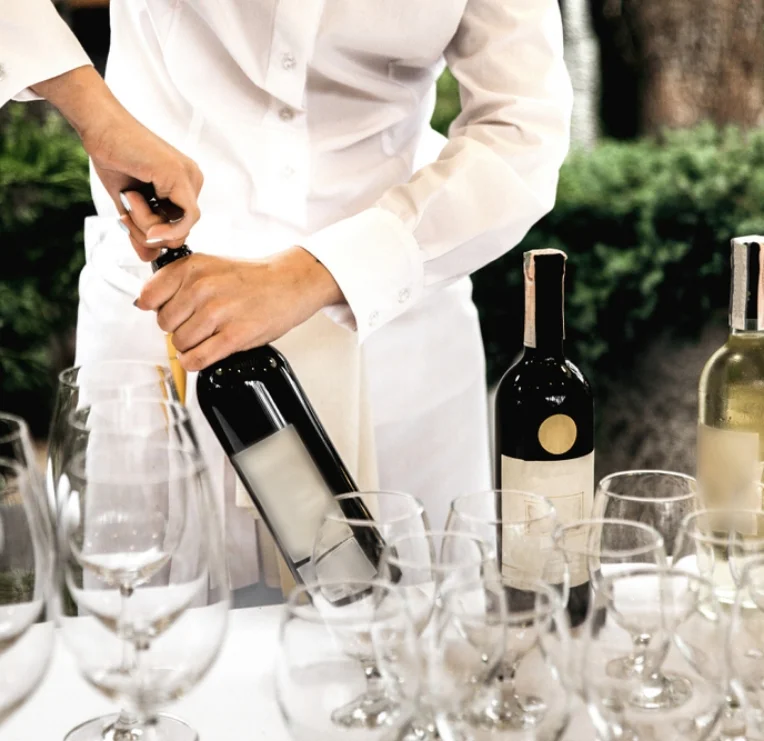 Bartender Catering Services for Effortless Event Solutions